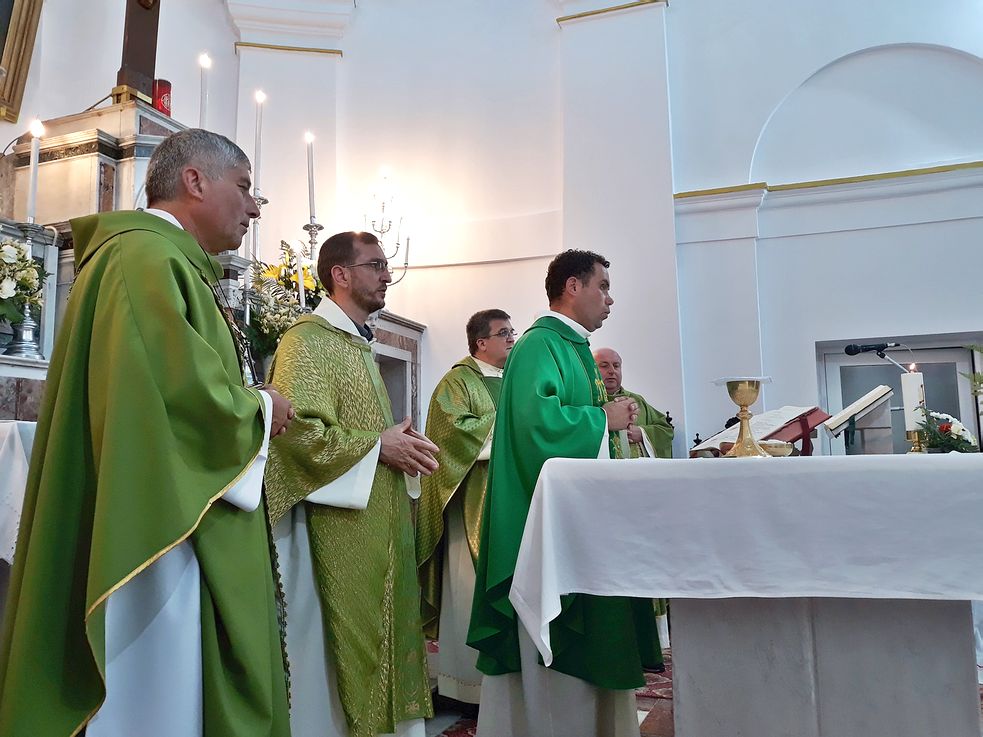 Aniversarea terţiarilor franciscani în biserica catolică din Galaţi