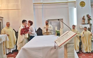 urări adresate părintelui Iulian-Robert Țâmpu cu ocazia celebrării primiției sale (25.06.2023)