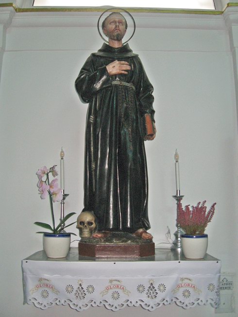 statuia Sf. Francisc de Assisi, biserica romano-catolică din Galați (2020)