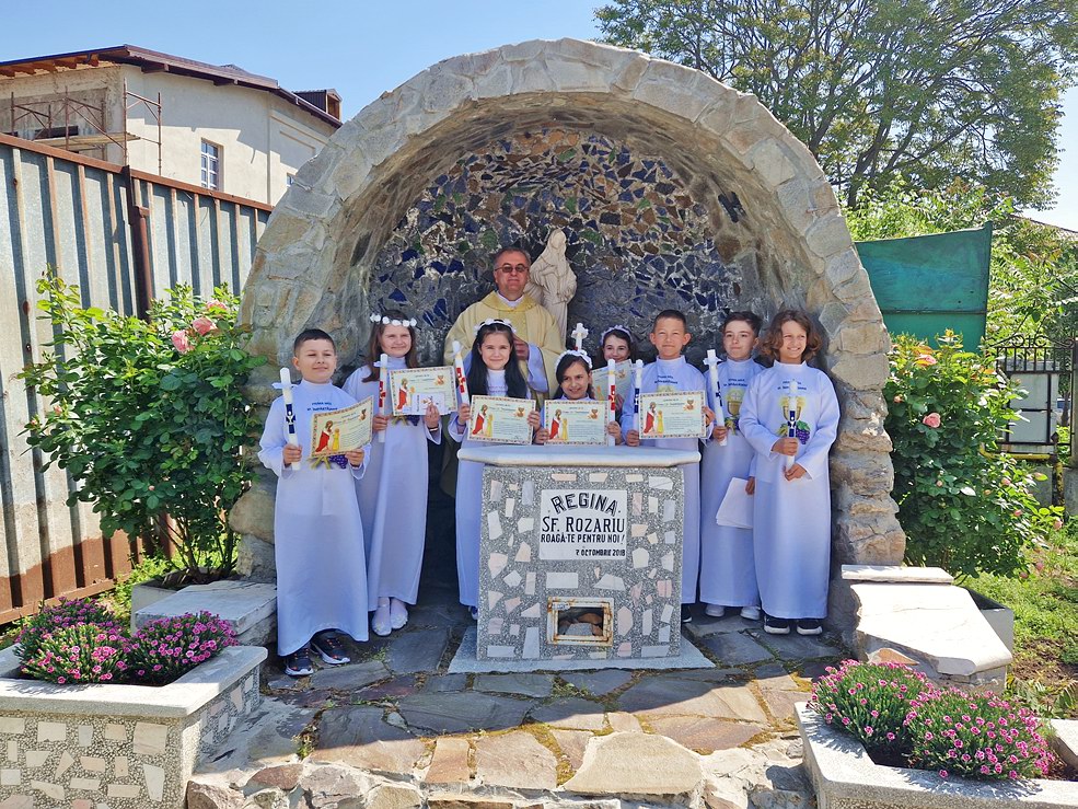 Prima Sfântă Împărtășanie a copiilor (Galați, 2023)