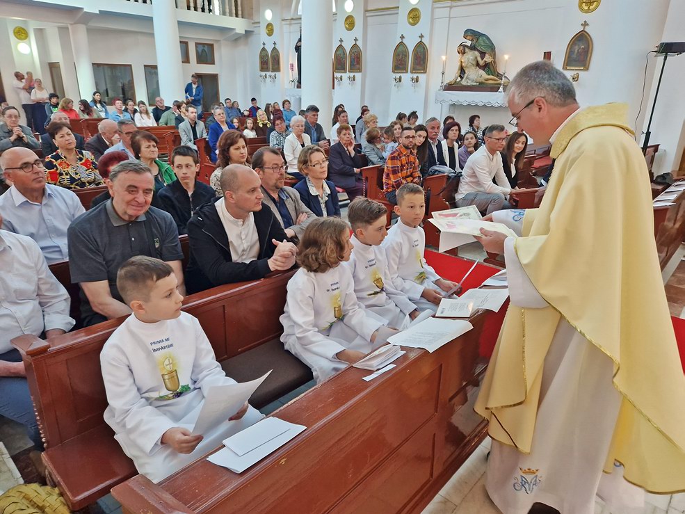 Prima Sfântă Împărtășanie a copiilor (Galați, 2023)