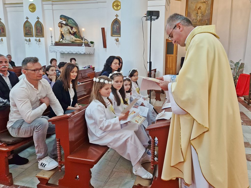 Prima Sfântă Împărtășanie a copiilor (Galați, 2023)