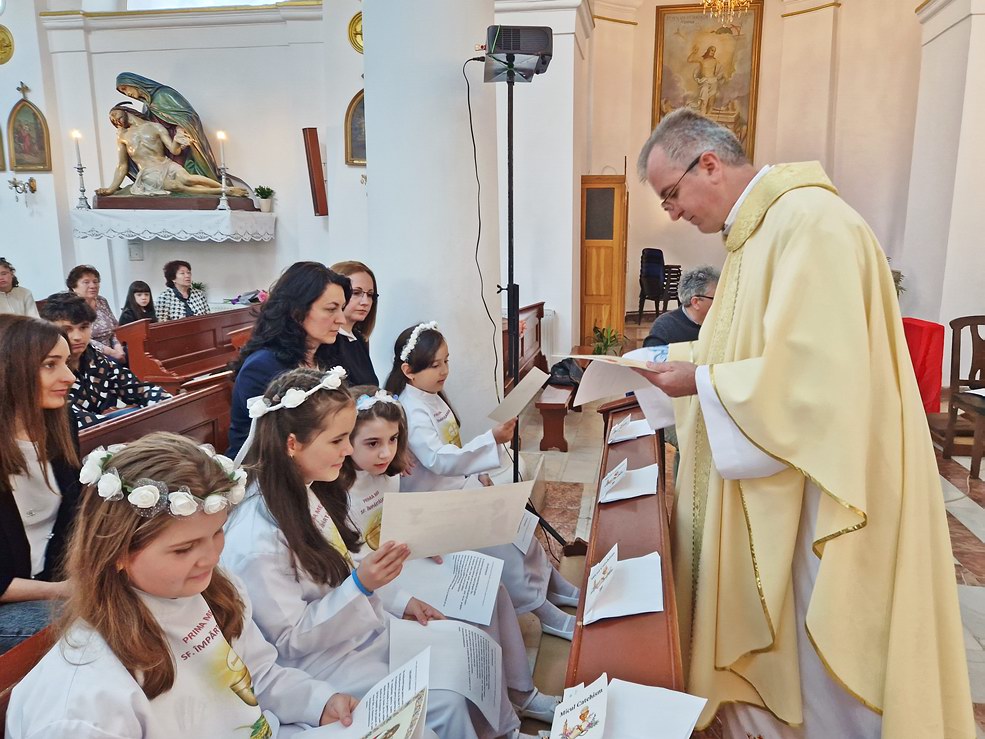 Prima Sfântă Împărtășanie a copiilor (Galați, 2023)