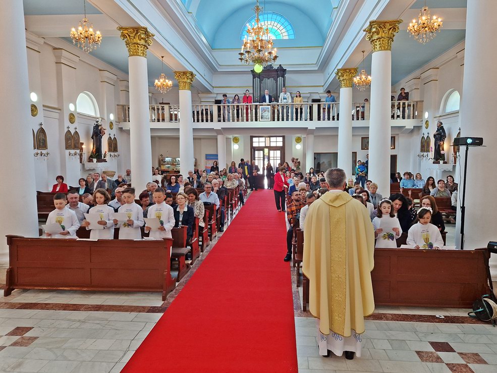 Prima Sfântă Împărtășanie a copiilor (Galați, 2023)