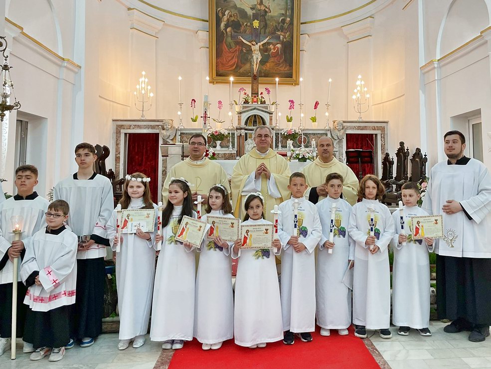 Prima Sfântă Împărtășanie a copiilor (Galați, 2023)