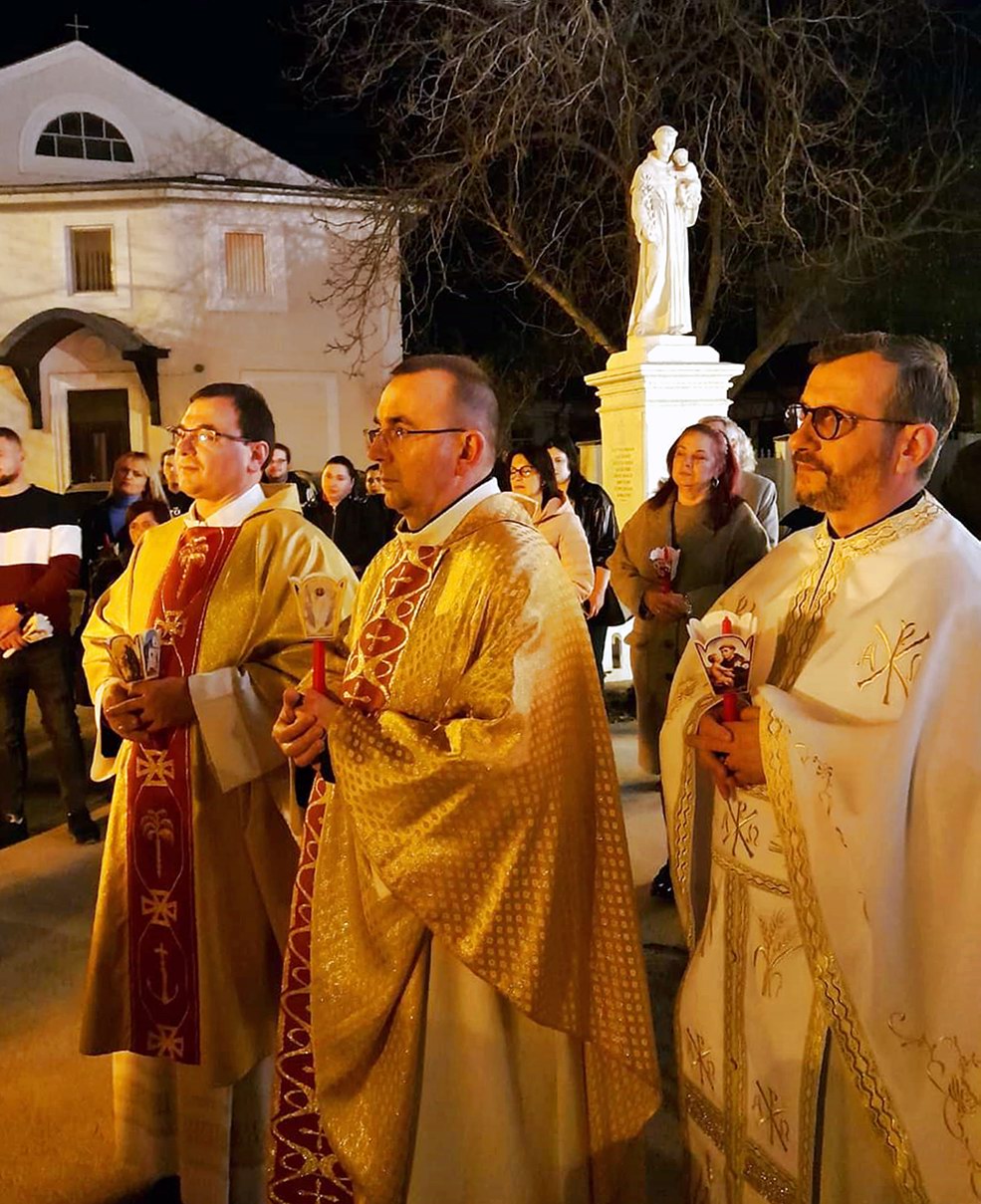 Sfânta Liturghie din Noaptea de Paști (Galați, 2024)