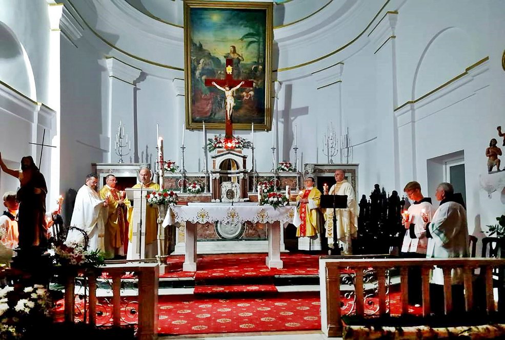 Sfânta Liturghie din Noaptea de Paști (Galați, 2024)