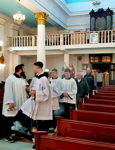 Sfânta Liturghie din Noaptea de Paști (Galați, 2024)