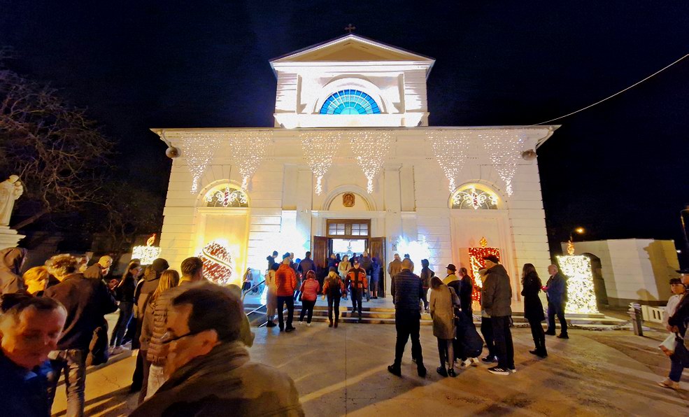 Sfânta Liturghie din Noaptea de Paști (Galați, 2024)