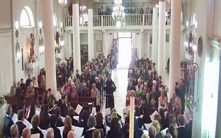 Concertul de Paşti susţinut în biserica romano-catolică din Galaţi de Corul şi Orchestra de Cameră „Schola Cantorum Muşatină” din Roman şi Corul „Schola Cantorum Franciscană” din Galaţi