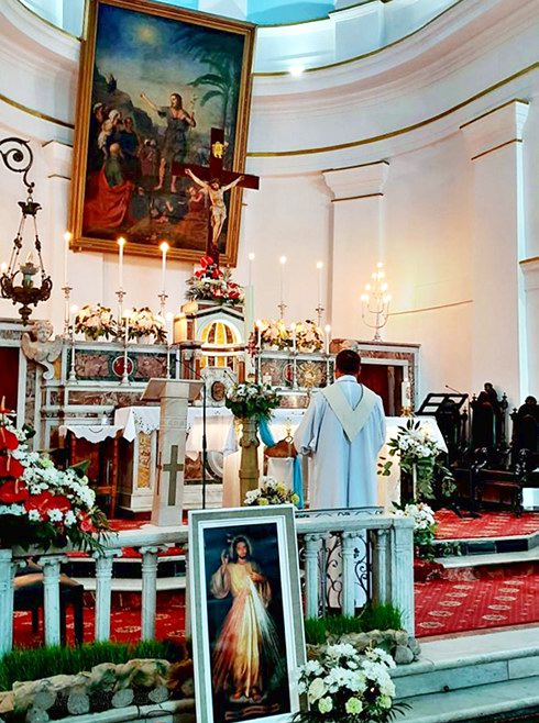 Adorație Euharistică în Duminica Milostivirii Divine (Galați, 27.04.2025)