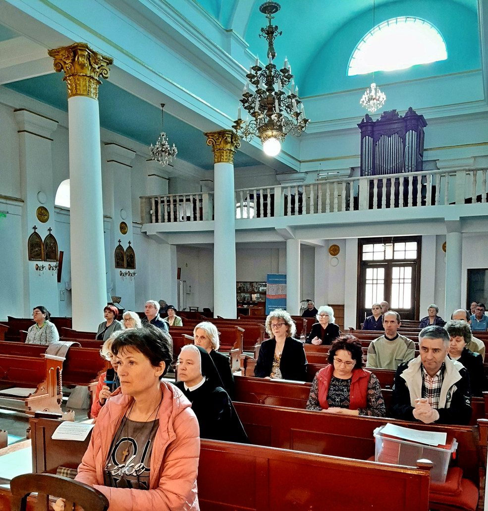 Adorație Euharistică în Duminica Milostivirii Divine (Galați, 27.04.2025)