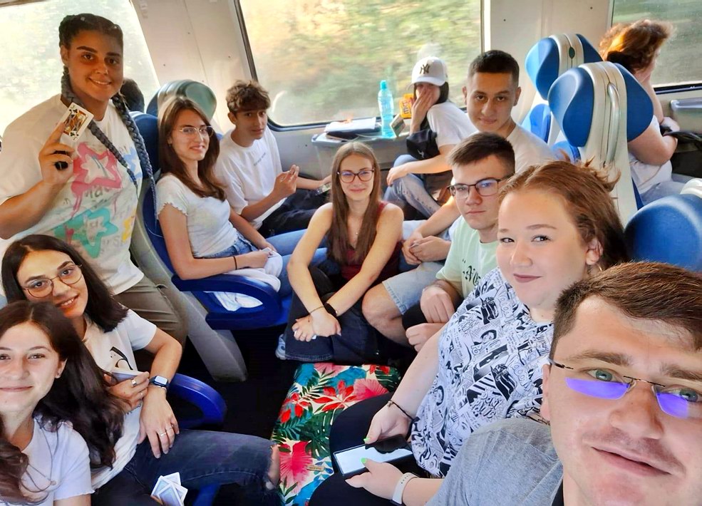 pe drum, plini de energie (Pârâul Rece, 2025)